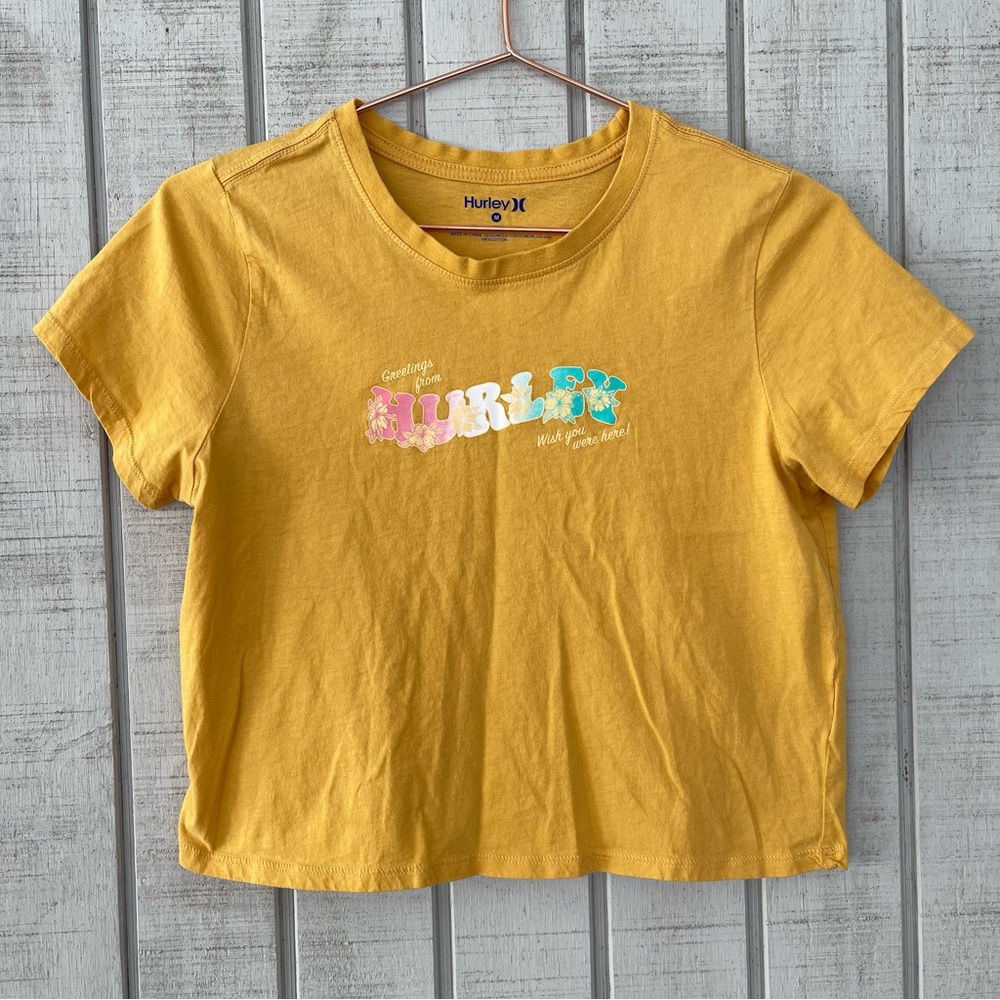 Hurley Yellow Graphic Cropped T Shirt Short Sleeve Cotton Tee M Casual